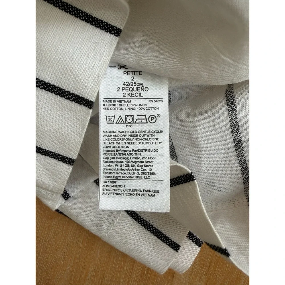 Banana Republic sleeveless linen